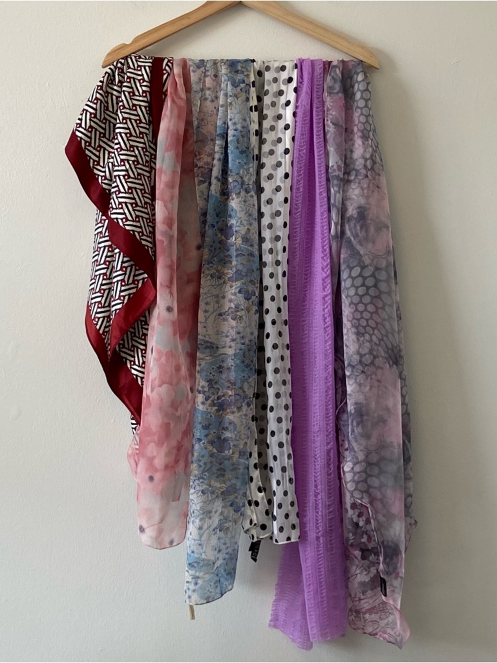 Scarf Lot